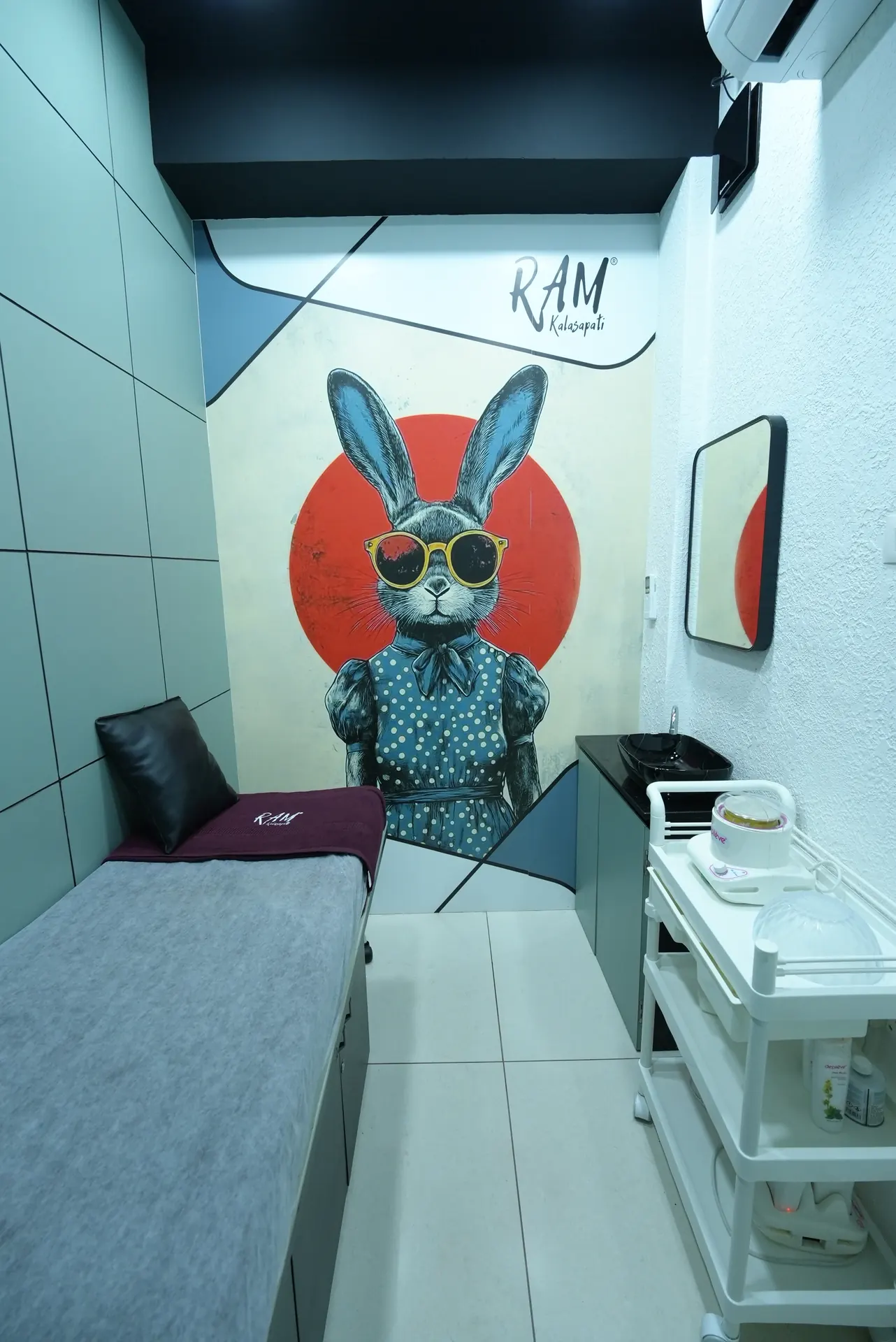 RAM KALASAPATI treatment room arranged for hair care services