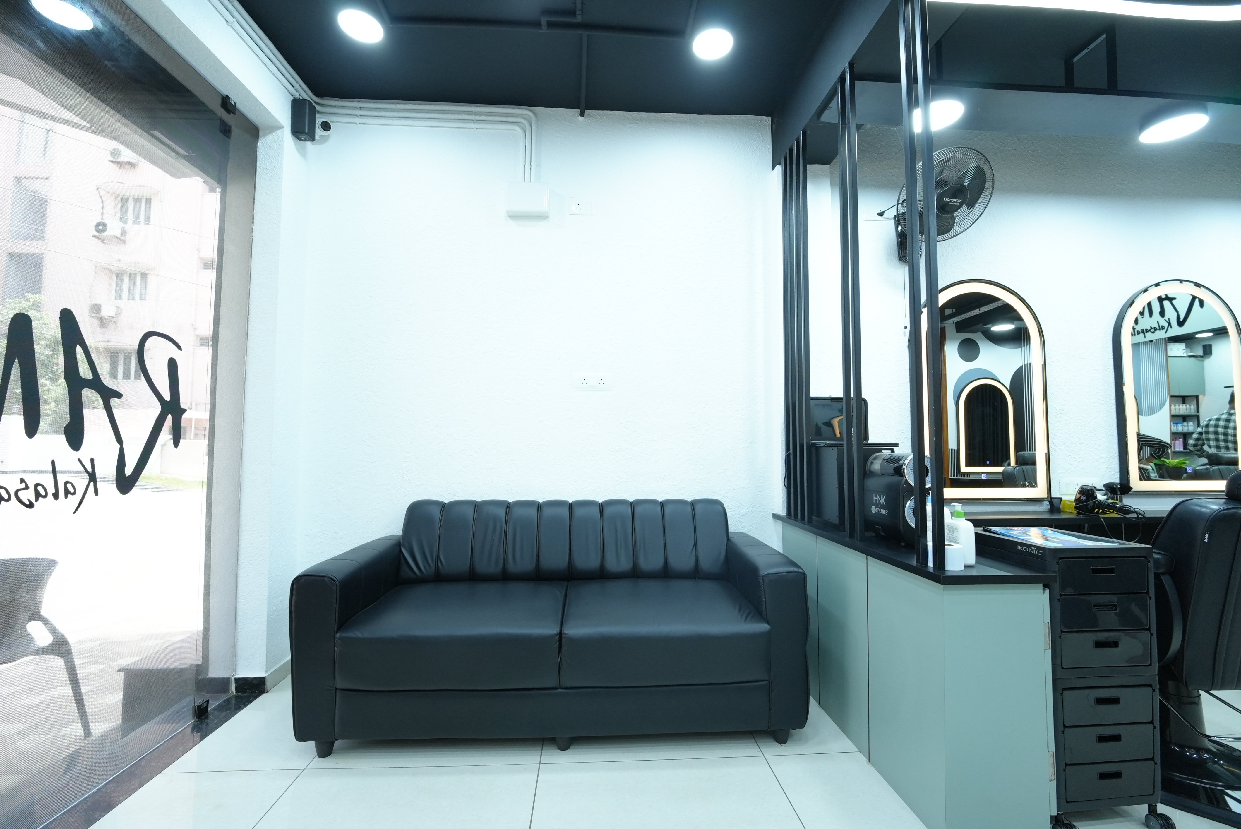 Client lounge beside RAM KALASAPATI grooming stations